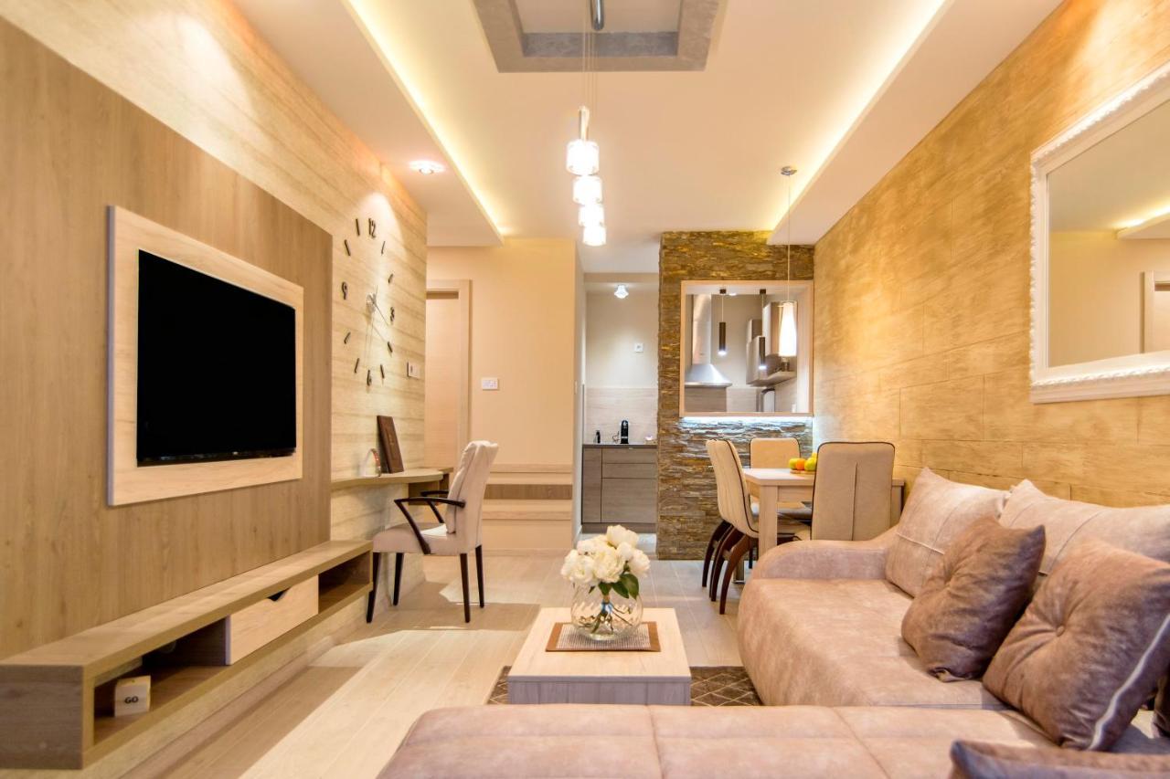 Apartmani Eleganza & La Vista Novi Sad Bagian luar foto